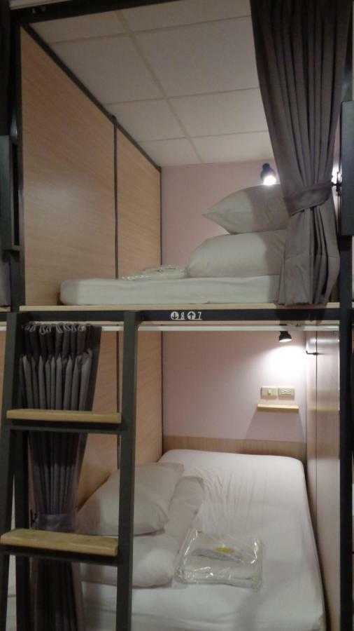 Temple Side Hostel Ταϊνάν Εξωτερικό φωτογραφία
