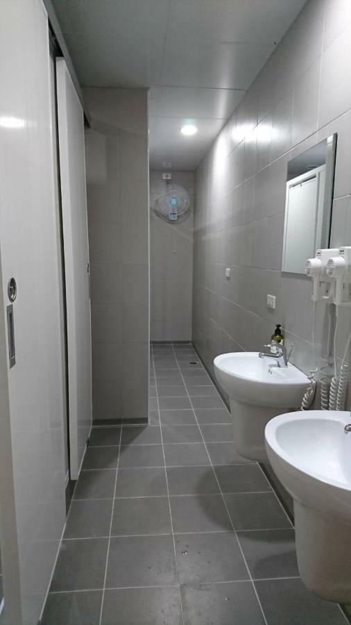 Temple Side Hostel Ταϊνάν Εξωτερικό φωτογραφία