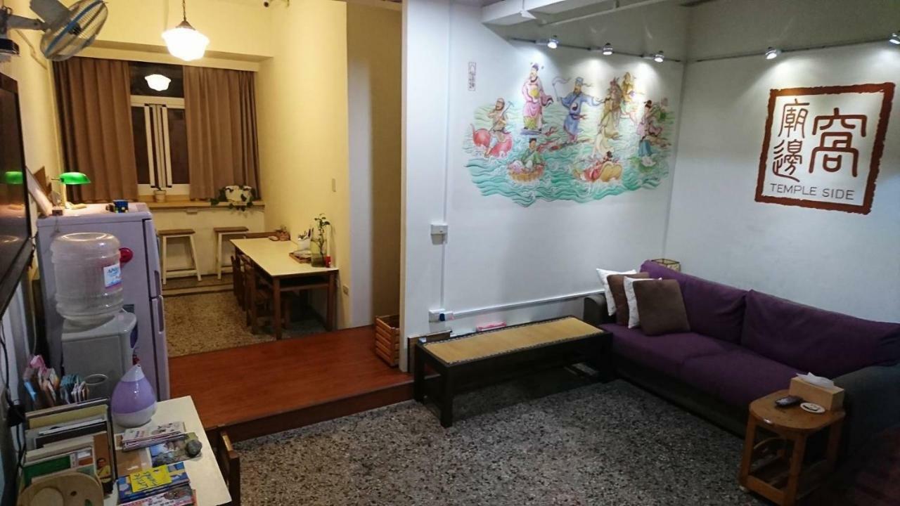 Temple Side Hostel Ταϊνάν Εξωτερικό φωτογραφία